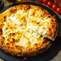 Pizza Quatro Queijos
